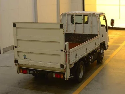 Isuzu ELF  с аукциона в Японии