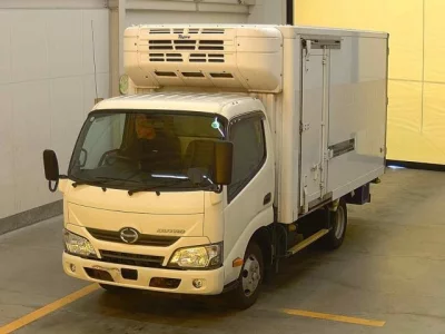 Hino DUTRO  с аукциона в Японии