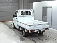 Nissan CLIPPER TRUCK лот № 9101 оценка R  с аукциона в Японии 1