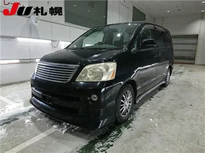Toyota NOAH  с аукциона в Японии
