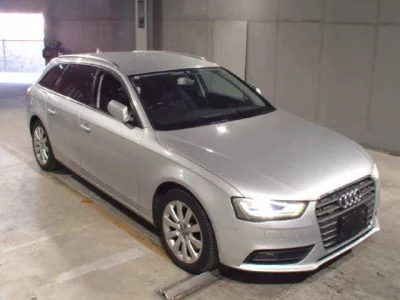 Audi A4  с аукциона в Японии