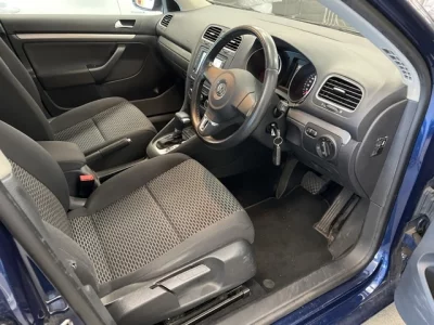 Volkswagen GOLF VARIANT  с аукциона в Японии