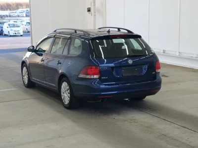 Volkswagen GOLF VARIANT  с аукциона в Японии