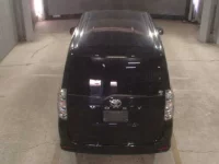 Toyota VOXY лот № 8095 оценка R  с аукциона в Японии 5