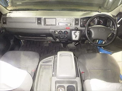 Toyota HIACE  с аукциона в Японии
