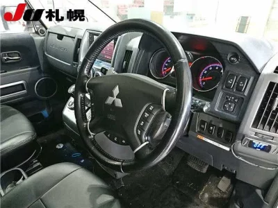 Mitsubishi DELICA D5  с аукциона в Японии