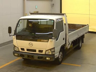 Mazda TITAN  с аукциона в Японии