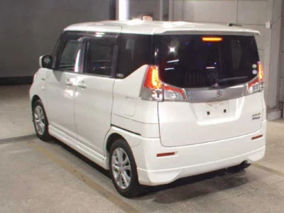 Suzuki SOLIO  с аукциона в Японии