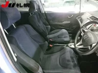 Honda FIT лот № 99 оценка R  с аукциона в Японии 4