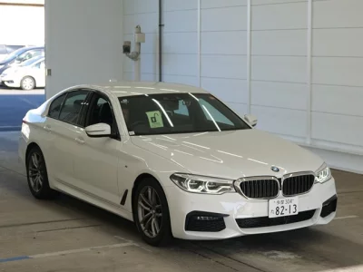 BMW 5-Series  с аукциона в Японии