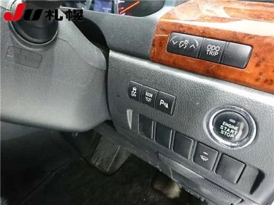 Toyota VELLFIRE  с аукциона в Японии