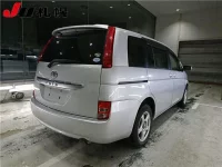 Toyota ISIS лот № 109 оценка R  с аукциона в Японии 1