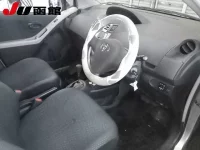 Toyota VITZ лот № 9006 оценка 3  с аукциона в Японии 2