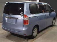 Toyota NOAH лот № 8152 оценка 3  с аукциона в Японии 4