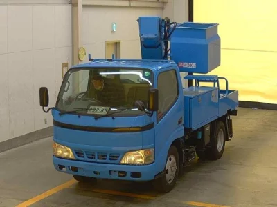 Toyota DYNA  с аукциона в Японии