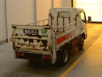 Hino DUTRO лот № 1075 оценка 3.5  с аукциона в Японии 1