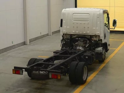 Isuzu ELF  с аукциона в Японии