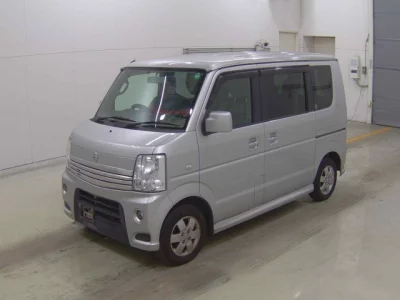 Nissan CLIPPER RIO  с аукциона в Японии