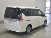Nissan SERENA лот № 25067 оценка 3.5  с аукциона в Японии 4