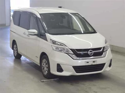Nissan SERENA  с аукциона в Японии