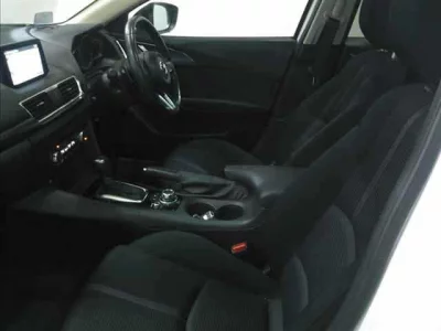 Mazda AXELA  с аукциона в Японии