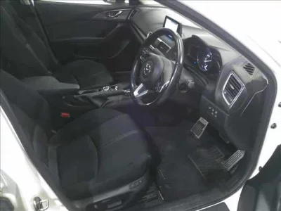 Mazda AXELA  с аукциона в Японии