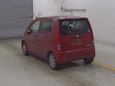 Daihatsu MOVE  с аукциона в Японии