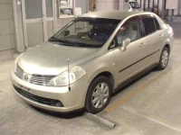 Nissan TIIDA LATIO лот № 8212 оценка R  с аукциона в Японии 3