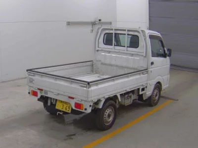 Nissan CLIPPER TRUCK  с аукциона в Японии