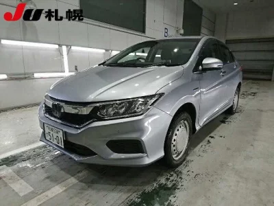 Honda GRACE  с аукциона в Японии