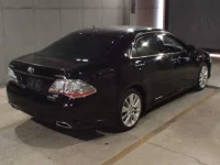 Toyota CROWN лот № 8252 оценка 3.5  с аукциона в Японии 4