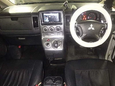 Mitsubishi DELICA D5  с аукциона в Японии