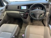 Toyota ISIS лот № 3425 оценка RB  с аукциона в Японии 4