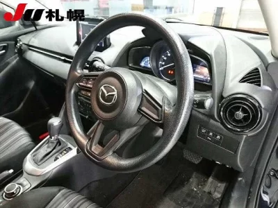 Mazda MAZDA2  с аукциона в Японии