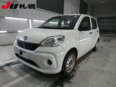 Toyota PASSO  с аукциона в Японии