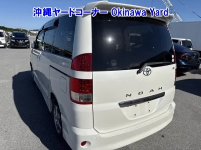 Toyota NOAH  с аукциона в Японии