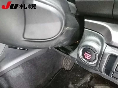 Subaru XV  с аукциона в Японии