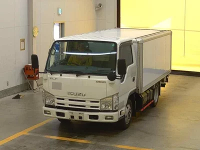 Isuzu ELF  с аукциона в Японии