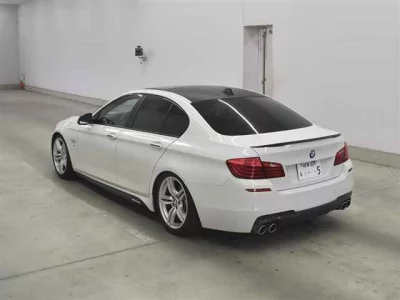 BMW 5-Series  с аукциона в Японии