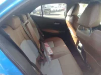 Toyota COROLLA SPORT лот № 20 оценка R  с аукциона в Японии 4