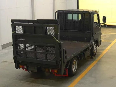 Mitsubishi CANTER  с аукциона в Японии