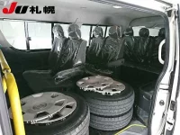 Toyota HIACE лот № 1054 оценка 2  с аукциона в Японии 8