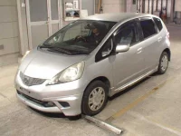 Honda FIT лот № 8340 оценка R  с аукциона в Японии 3