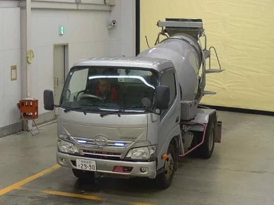 Hino DUTRO  с аукциона в Японии
