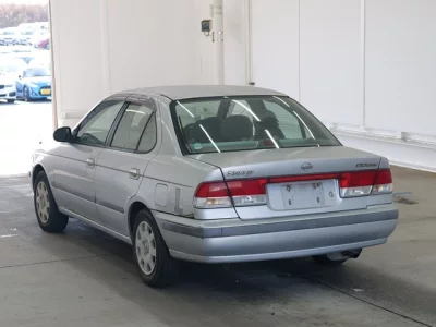 Nissan SUNNY