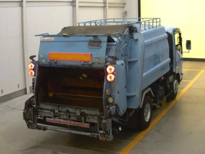 Isuzu ELF  с аукциона в Японии