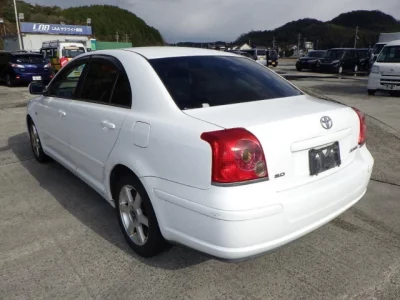 Toyota AVENSIS SEDAN