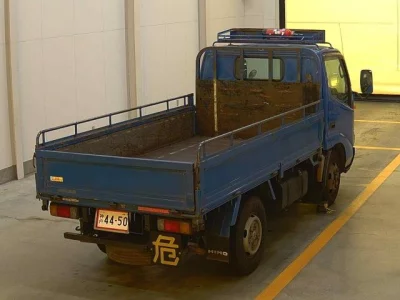Hino DUTRO  с аукциона в Японии