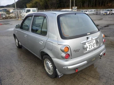Nissan MARCH  с аукциона в Японии