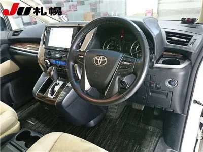 Toyota ALPHARD  с аукциона в Японии